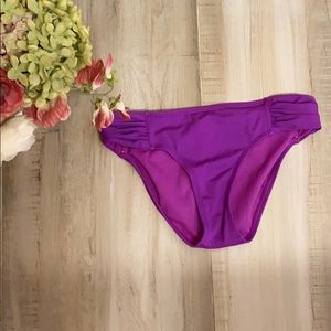 Athleta purple bikini bottom🍇. Great for summer!